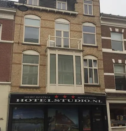Studio's Javastraat Self Check In The Hague