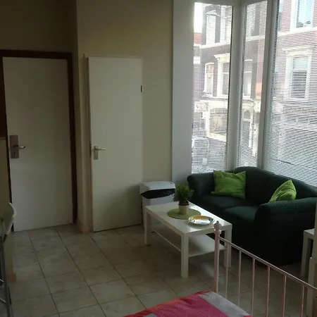 Studio's Javastraat Self Check In The Hague